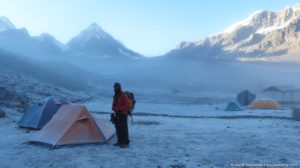 Manhã gelada durante o Circuito Ausangate